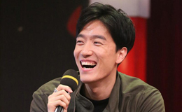 刘翔录节目表情丰富 畅谈退役生活玩板球