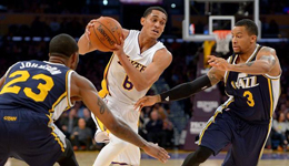 湖人VS爵士74-86 兰德尔送回头望月上篮