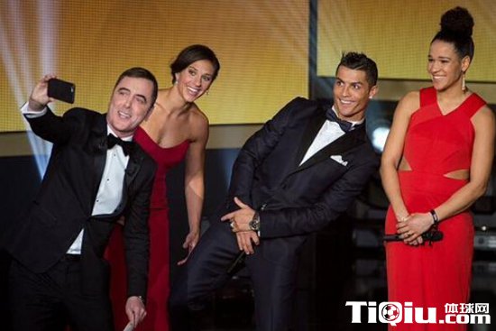 C�޻���������������� ÷������2��ף��