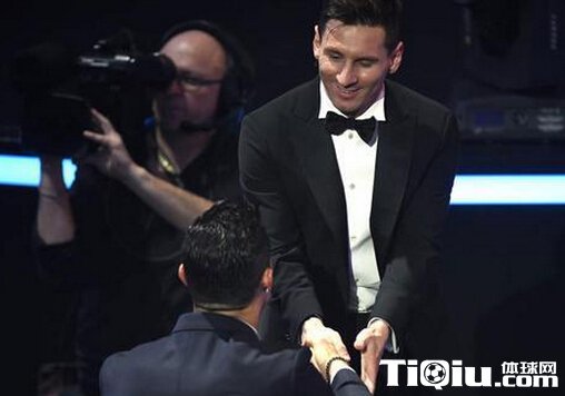 C�޻���������������� ÷������2��ף��