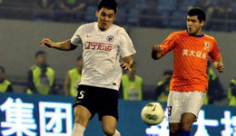 曝鲁能5000万挖国脚杨善平 乌索攻强守弱或离队