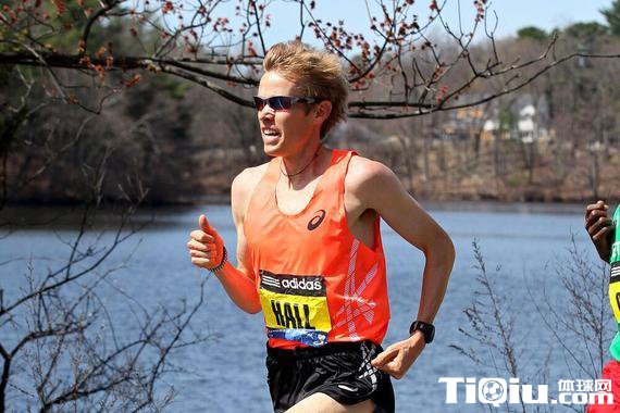 美国马拉松大神退役 半马曾跑进一小时以内
