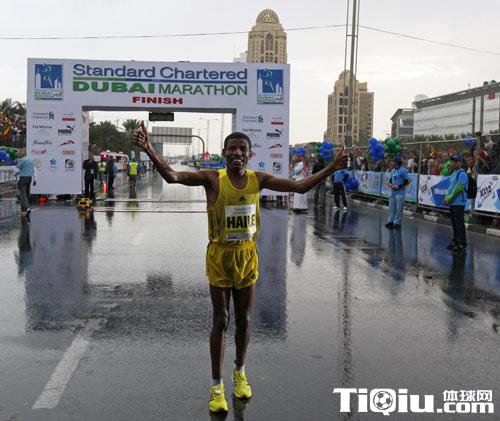 �ϰ�������