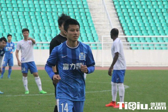 ������������0-1÷�ݿͼ� ����2-0�½���ɽѩ��