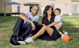 帕克夫妇喜获二胎 一家四口其乐融融