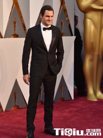 �ѵ���˧����װ���ް�˹�� 