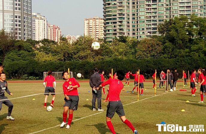 �й�Ů�㴦������