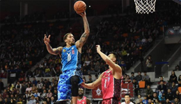 曝火箭将签CBA猛将比斯利 本赛季包揽CBA两大MVP