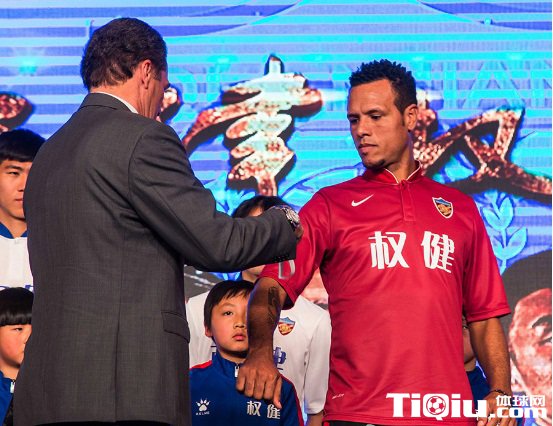 Ȩ��������������