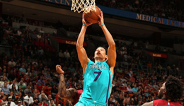 林疯子6秒钟4次罚球全中 关键时刻罚中逆转胜负