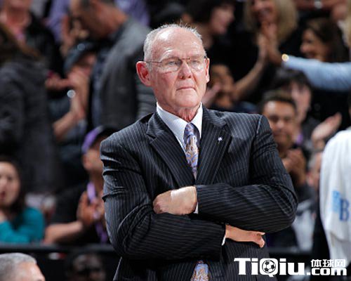 老帅卡尔身心皆疲惫