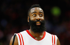 篮球公园巨星囧时刻 大胡子遭受腋下防守逗乐全场