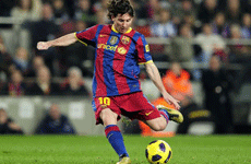 梅西误伤黄潜球迷 至今还未道歉