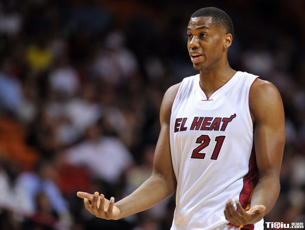 ��ױ����Ϸ��������Ͻ��