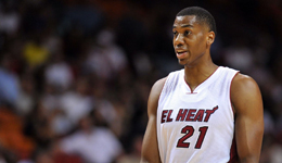 湖人欲用大白边 替老飞侠接手紫金军