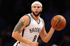 篮球公园十大好球 看威廉姆斯上演零角度三分