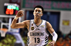 郭艾伦精彩进球集锦 看本土第一控卫如何撕碎防线