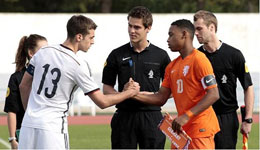 切尔西或签荷甲小将 未来或成蓝军中场大脑