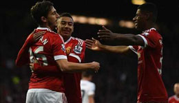 曼联主场2-0战胜水晶宫 客队乌龙达米安抽射破门