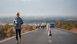 从超女到跑步发烧友 许飞三年跑12个全马
