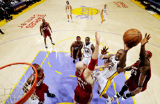 科比07-08赛季经典时刻 盖飞小巨人上演花式拉杆秀