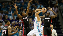 林书豪季后超神引燃全场 黄蜂有望攻下热火入半决赛