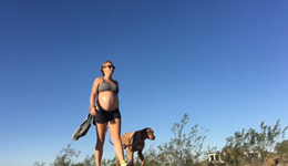 怀孕37周成功跑完半马 健身达人爬山时临产