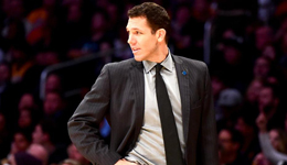 湖人小巴斯留用五人做骨干 期盼新帅沃顿重整紫金军