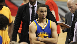 林书豪大赞勇士库里如神人 萌神伤退两周复出状态满满