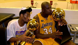 美帝球迷质疑湖人飞侠地位 调侃科比被各界高估