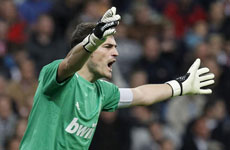 祝福圣卡西35岁生日快乐 盘点卡西50大精彩扑救