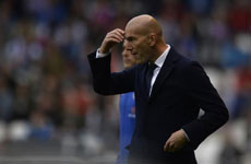 ��ý����˧���ڽ����¿� ��÷��ӹ�˧ӡ