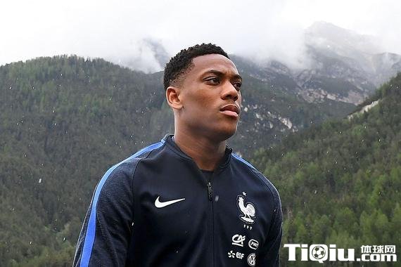 ���Ķ�ϣ����н��Լ