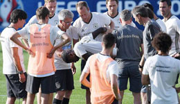 吕迪格训练十字韧带撕裂 伤别欧洲杯