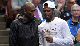 湖人名宿陪练新秀 科比调教希尔德