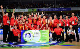 ������ѡ��Ů��ʤ�׶���˹ �������˶�Ա��������