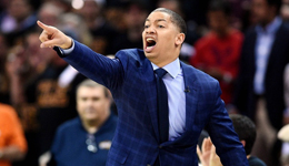 詹皇为骑士夺下史诗第一冠 詹姆斯摆脱教练克星