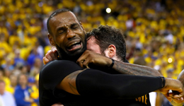 詹姆斯为骑士圆梦总冠军 詹皇今夏或离开克城再入热火