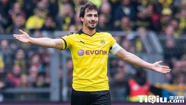 胡梅尔斯:因无欧冠拒曼联 渴望与诺伊尔合作