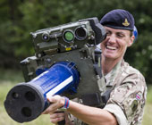 Ӣ���ʼ��ڱ���ξ��ս��Լ ˧��Ů�ٰ���ʮ��