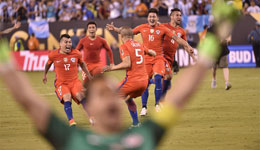 梅西失点成罪人 智利力压阿根廷美洲杯称王夺冠