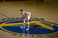 2016nba勇士库里过人瞬间 萌神致命三分横扫联盟