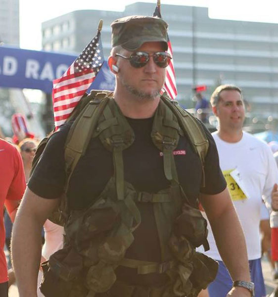 亚特兰大桃树路赛跑 参赛者奇装异服添激情