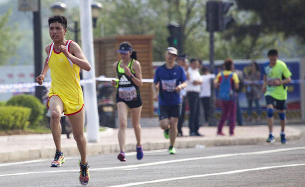 ���ܽ��ǳ��ܽڡ���������ս����