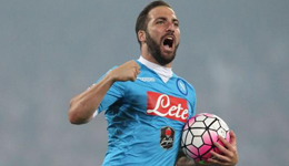 那不勒斯主席儿子称伊瓜因不会去尤文