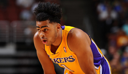 湖人新帅为科比选定继承人 拉塞尔继承曼巴精神