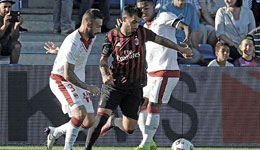 友谊赛AC米兰2-1波尔多 苏索梅开二度