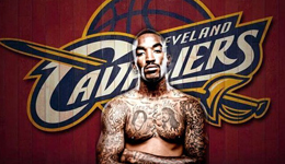 骑士续约詹姆斯放弃JR 老将史密斯今夏出走克城