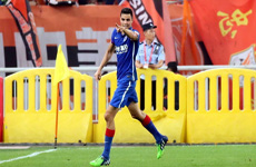 鲁能主场0-1申花集锦 莫雷诺穿裆加远射一气呵成