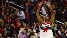 联盟老兵备战下赛季 皮尔斯留守快船冲击季后